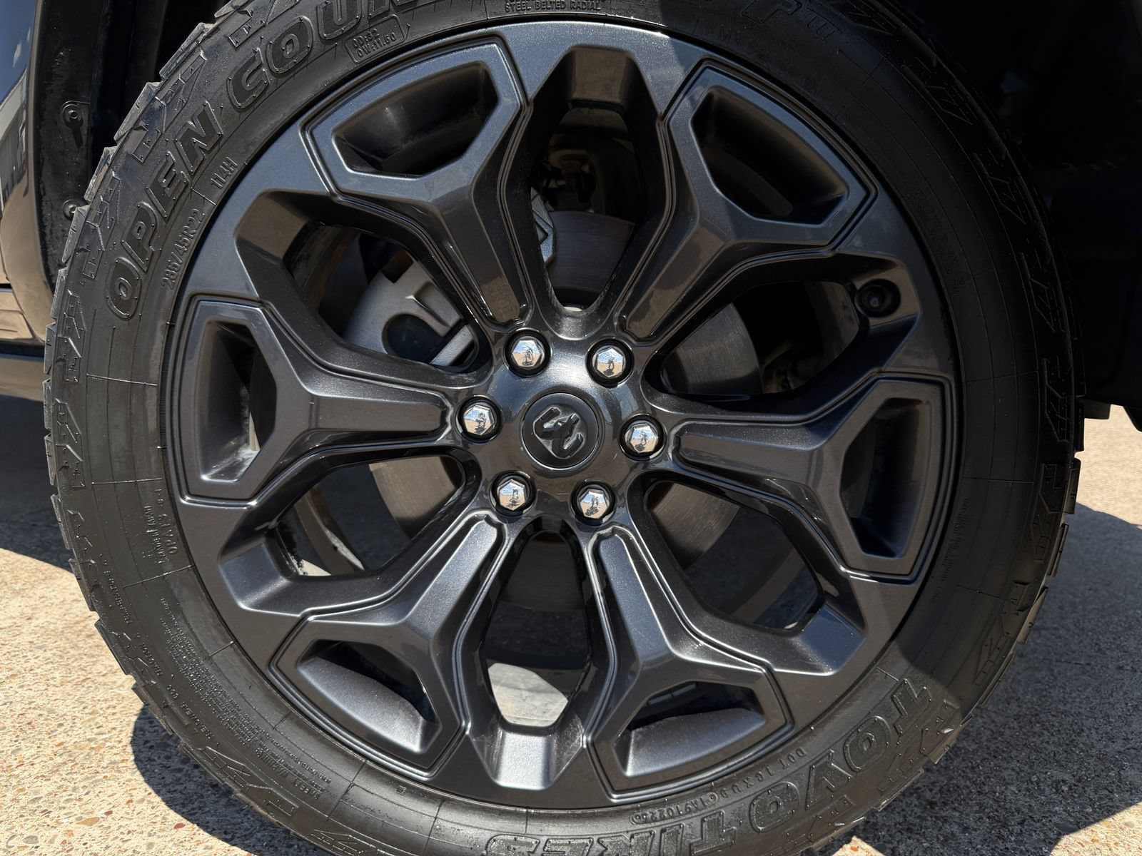 Used 2024 RAM 1500 Limited AWD/4WD image 10