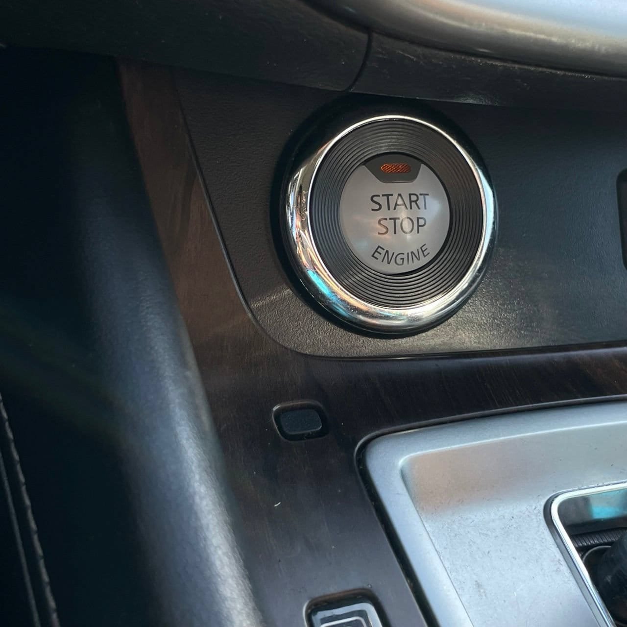 Used 2019 Nissan Murano Platinum w/ Cargo Package FWD image 17