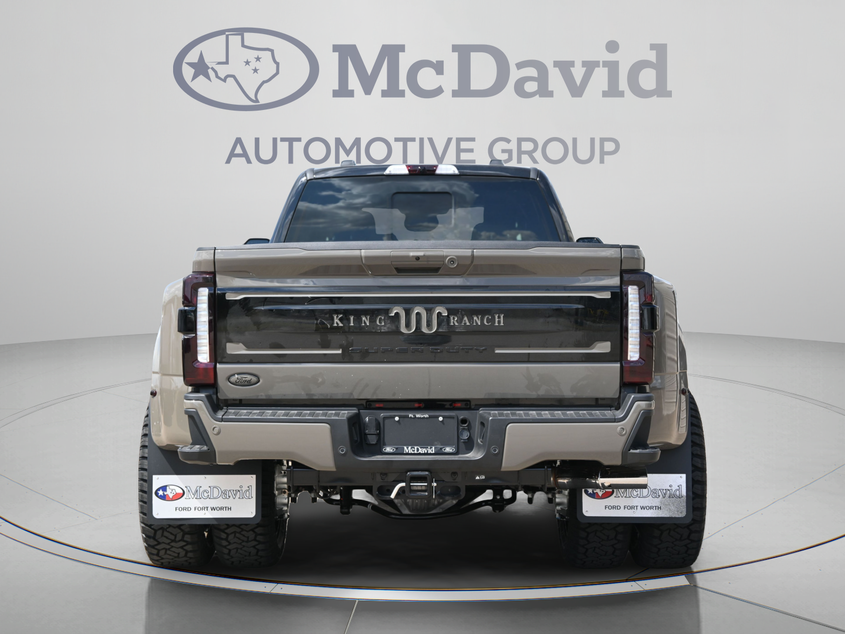 New 2026 Ford F450 King Ranch w/ Chrome Package AWD/4WD image 9