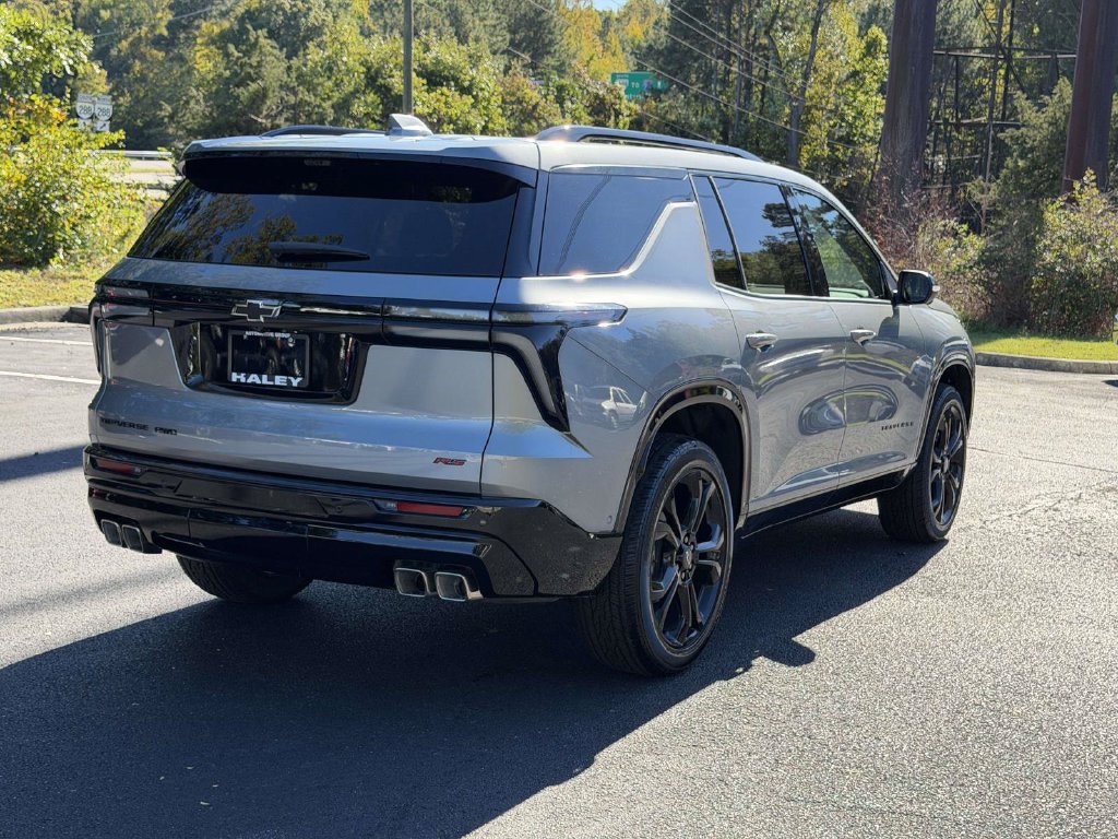 New 2027 Chevrolet Traverse RS w/ LPO, Floor Liner Package AWD/4WD image 20
