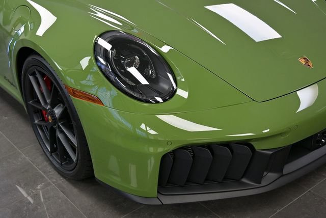 Used 2026 Porsche 911 Carrera GTS image 4