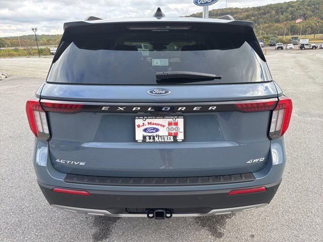 New 2025 Ford Explorer Active image 4