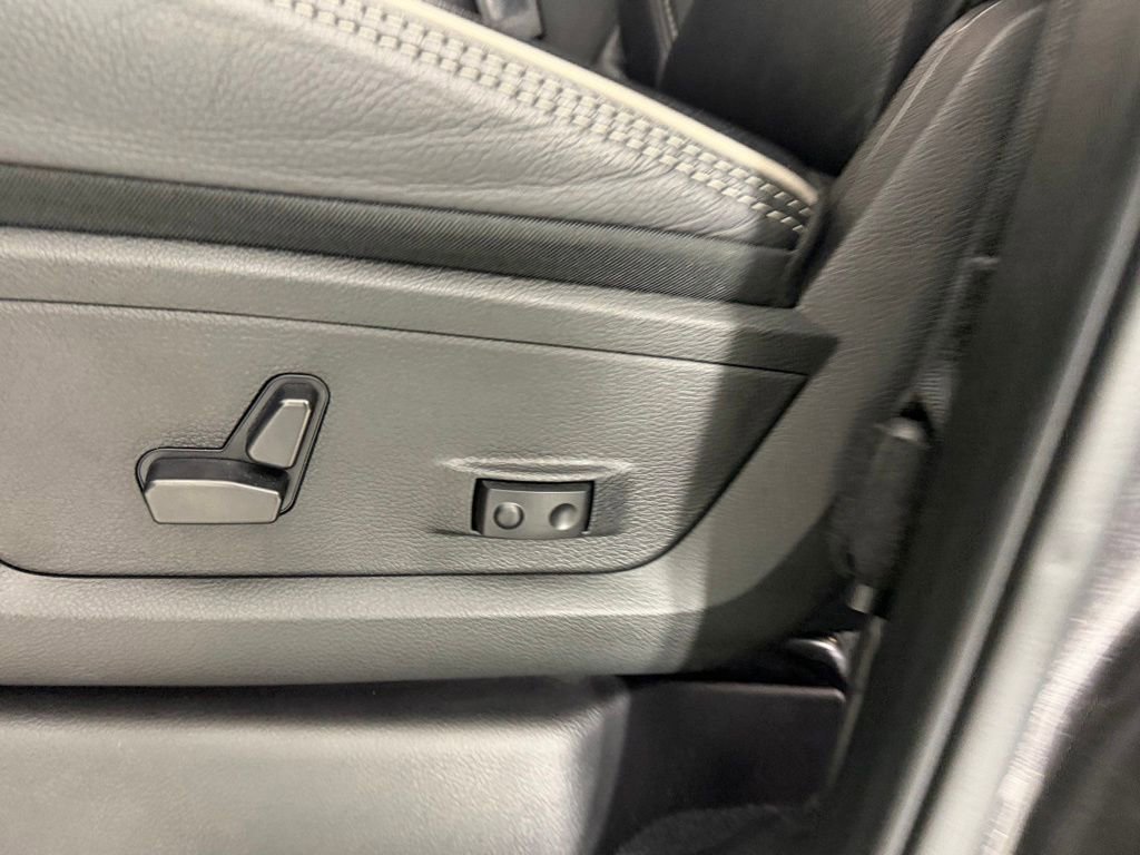 Used 2025 RAM 2500 Limited AWD/4WD image 24