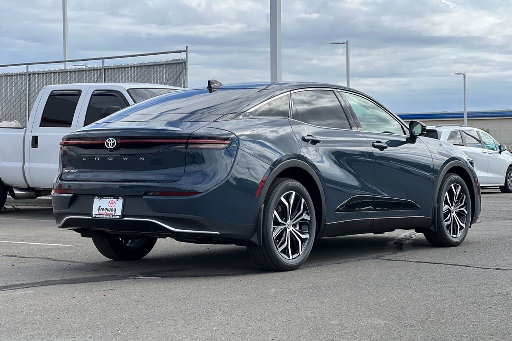 New 2026 Toyota Crown XLE image 4