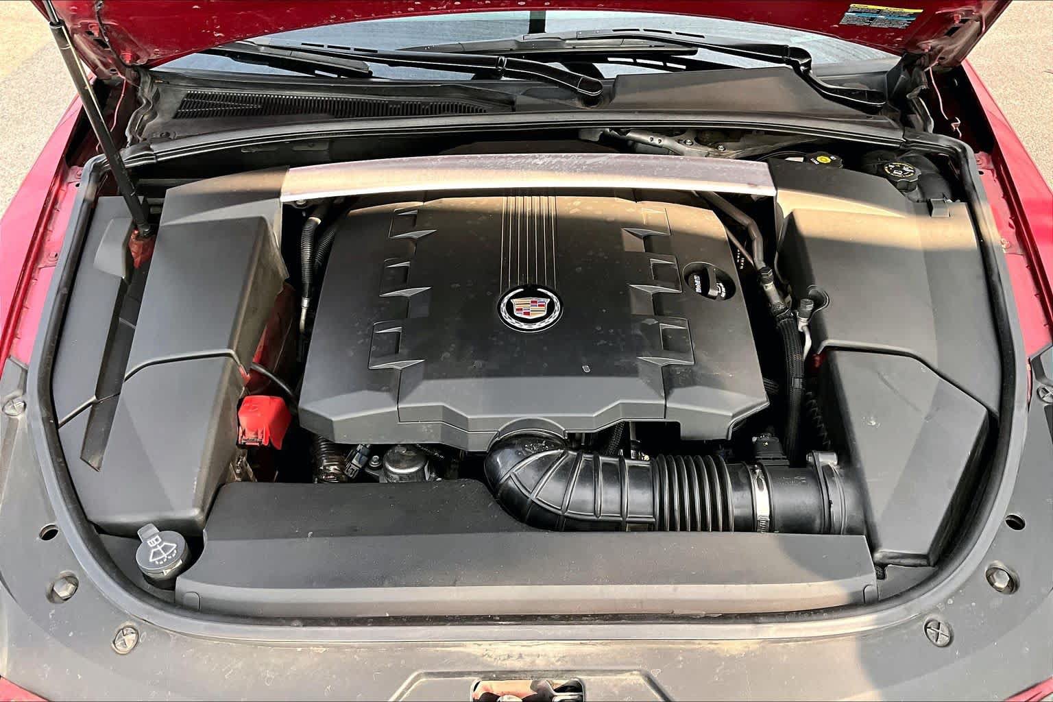 Used 2010 Cadillac CTS Premium RWD image 31