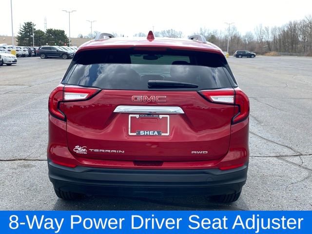 Certified 2023 GMC Terrain SLE w/ Driver Convenience Package image 4
