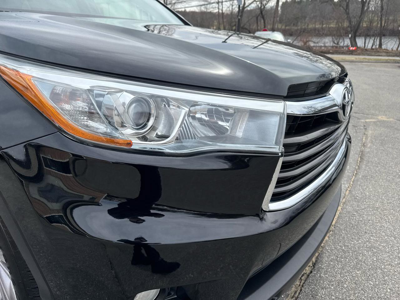 Used 2015 Toyota Highlander XLE image 21