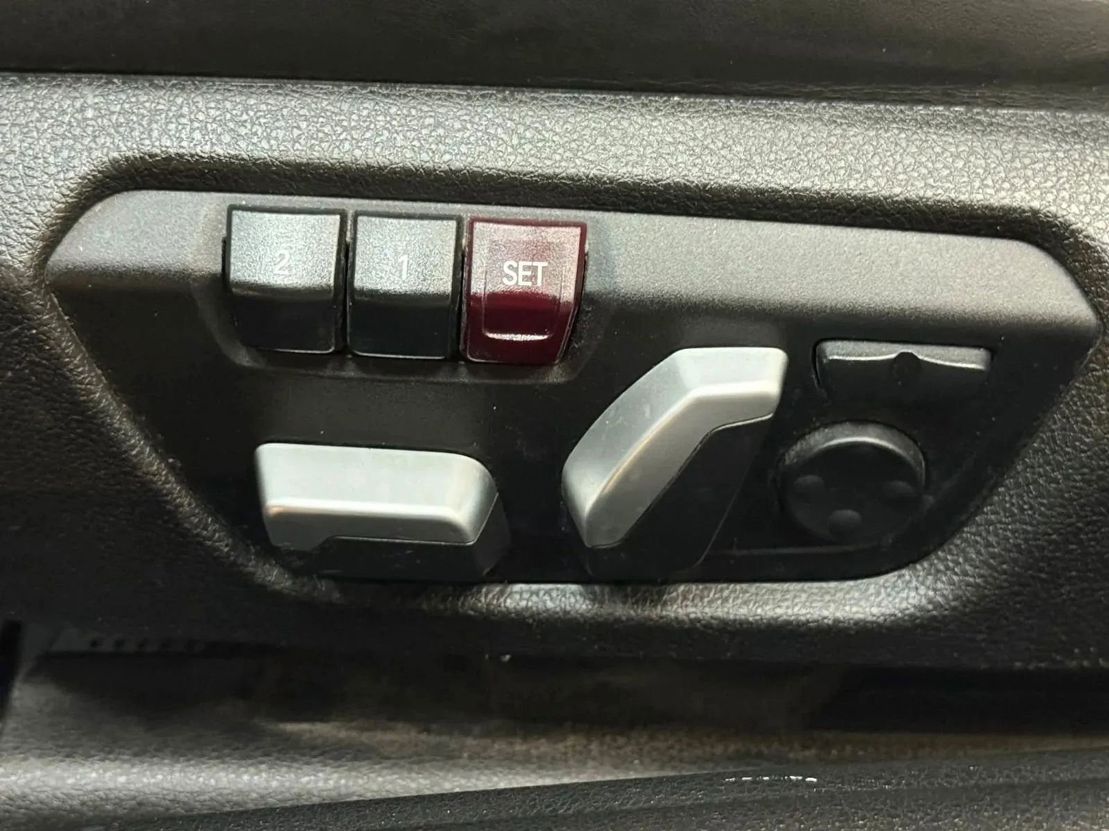 Used 2016 BMW M4 Coupe image 16