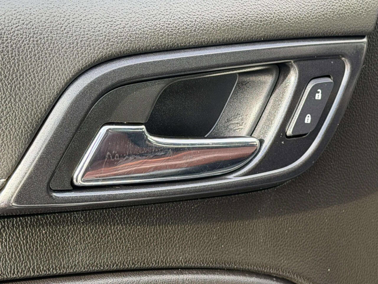 Used 2019 Chevrolet Suburban Premier w/ Premier Plus Edition image 19