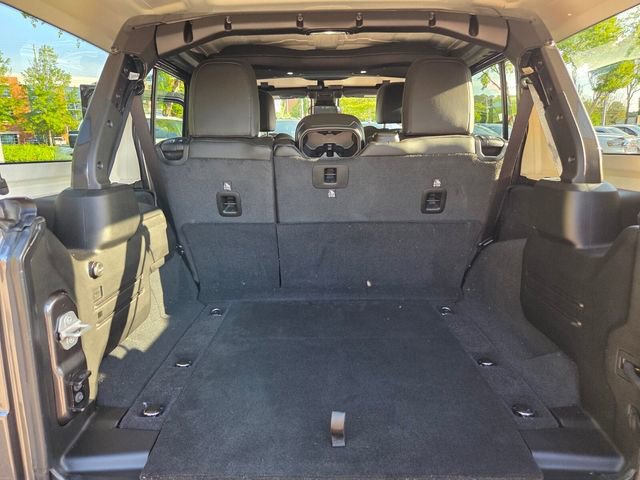 Used 2024 Jeep Wrangler Unlimited Rubicon w/ Convenience Group AWD/4WD image 26