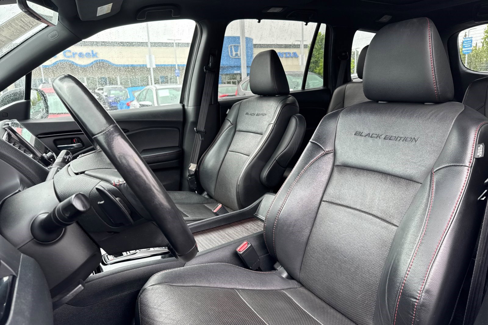 Used 2022 Honda Pilot Black Edition image 24