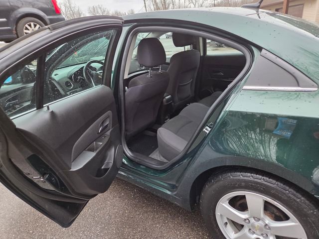 Used 2014 Chevrolet Cruze LT image 35