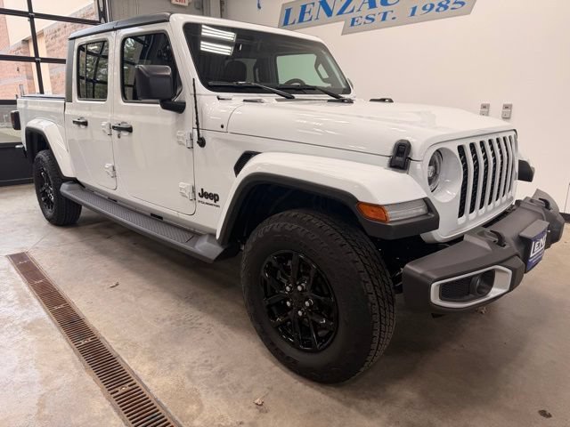 Used 2023 Jeep Gladiator Sport AWD/4WD video 2