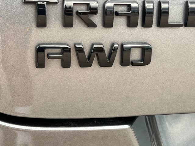 Used 2022 Chevrolet TrailBlazer RS w/ Technology Package AWD/4WD image 9