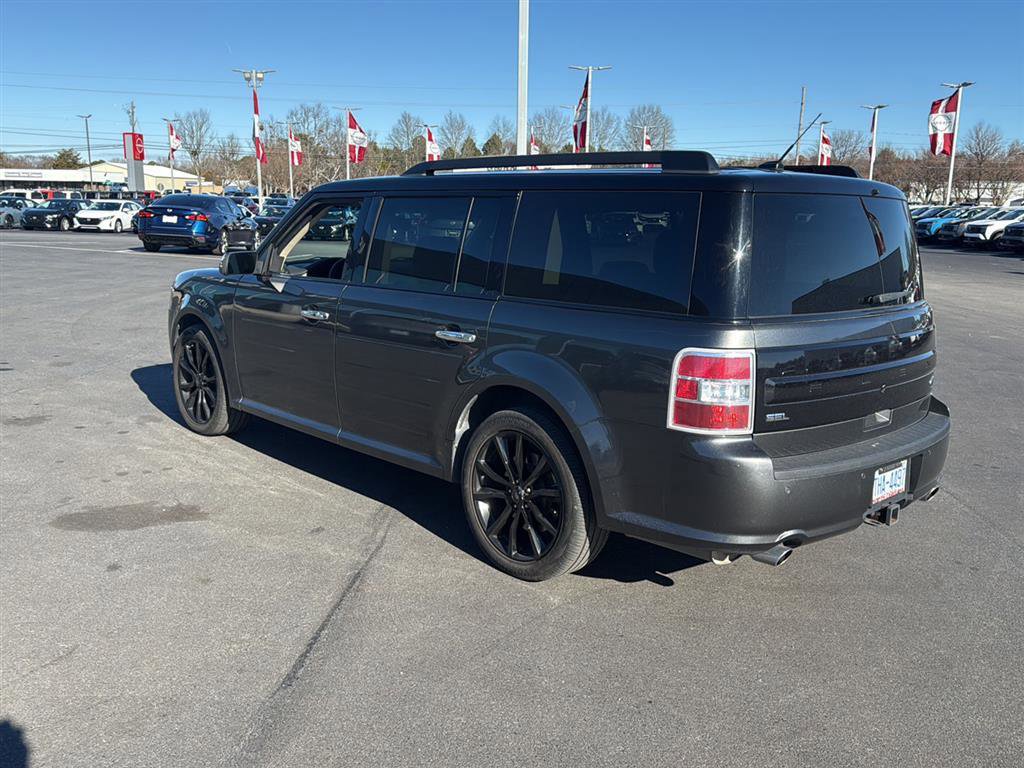 Used 2019 Ford Flex SEL w/ Equipment Group 202A image 2