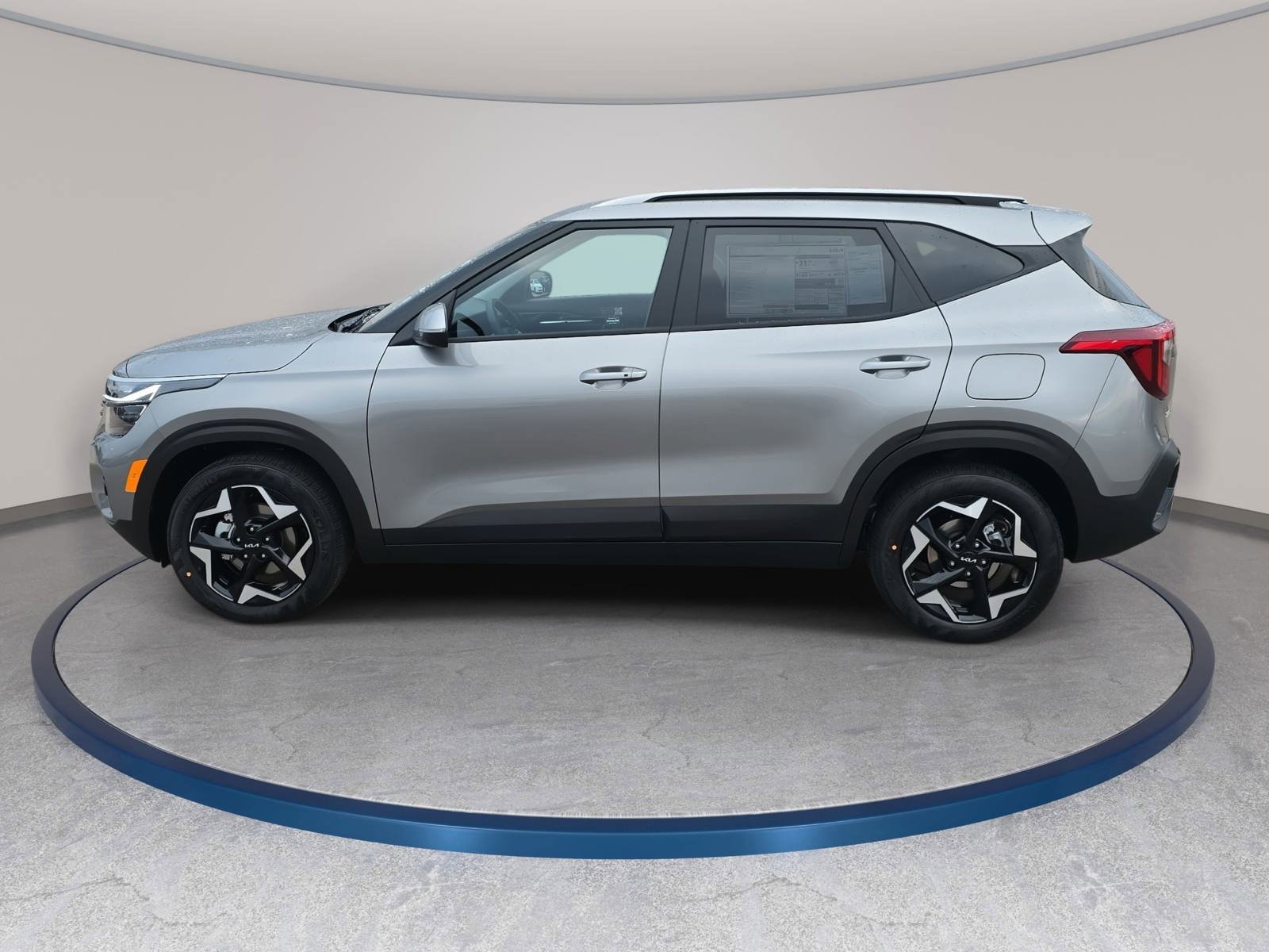 New 2026 Kia Seltos S FWD image 8