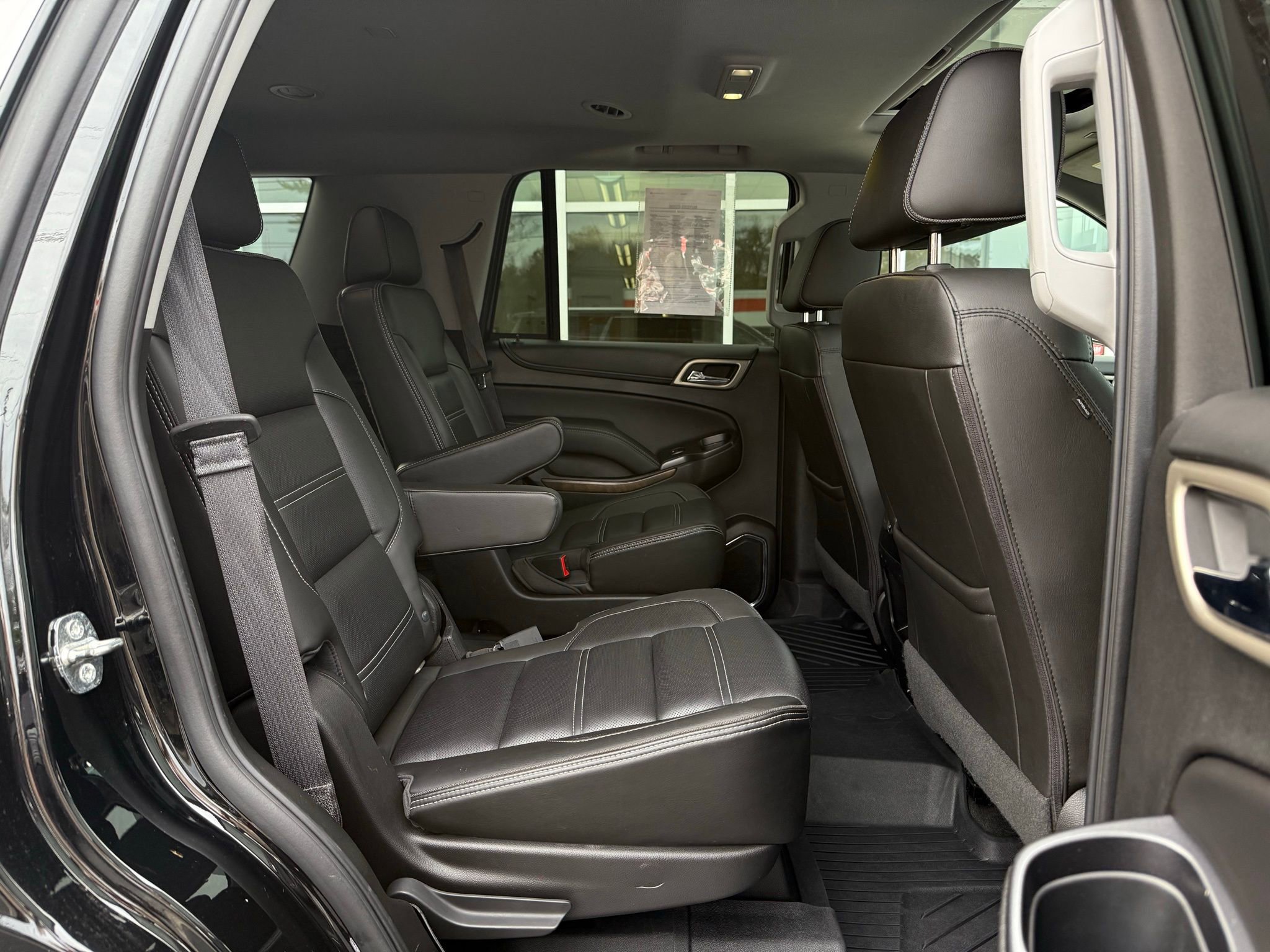 Used 2018 GMC Yukon Denali image 30