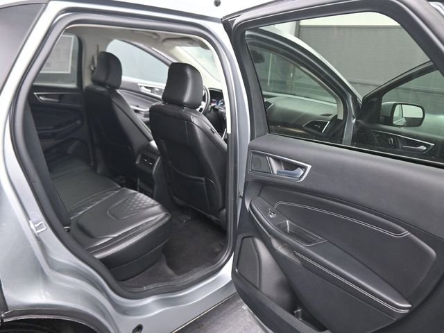 Used 2024 Ford Edge Titanium image 39