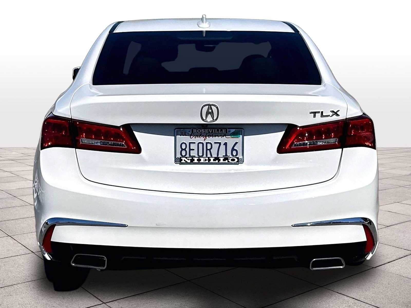 Used 2018 Acura TLX V6 FWD image 7