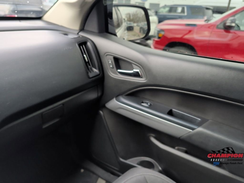 Used 2019 Chevrolet Colorado LT w/ LT Convenience Package image 23