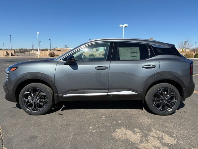 New 2026 Nissan Kicks SR FWD image 3