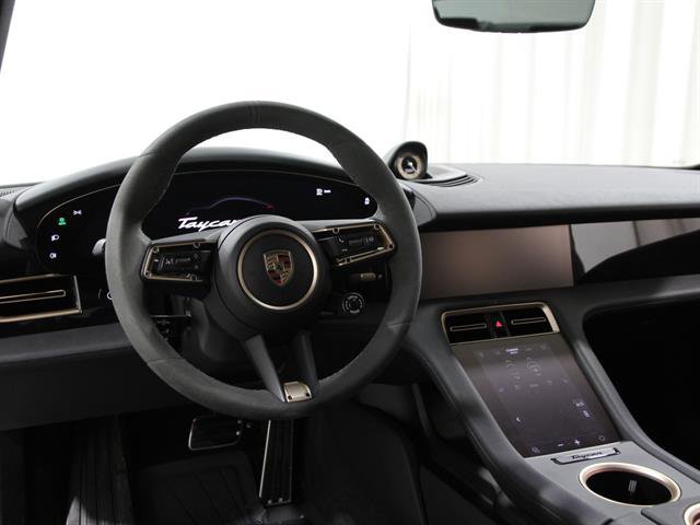 Used 2025 Porsche Taycan 4S image 7