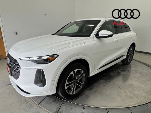 Used 2025 Audi Q5 Premium w/ Convenience Package image 35