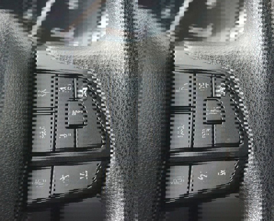 Used 2024 Toyota Sienna LE image 10