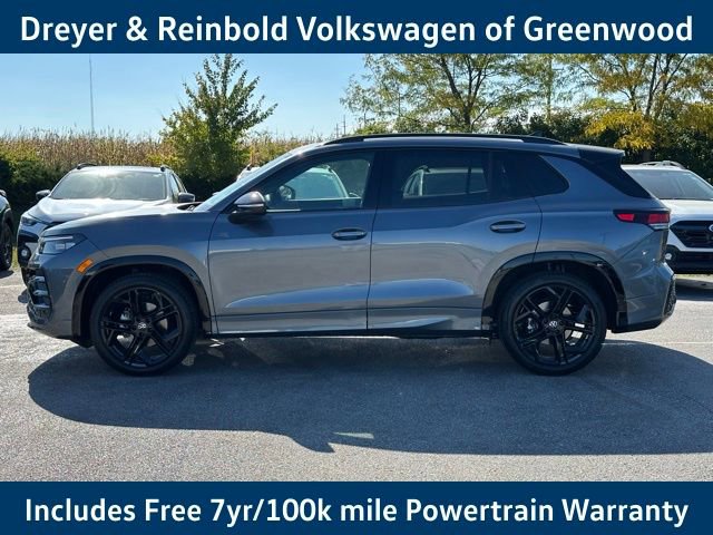 New 2025 Volkswagen Tiguan SE R-Line image 4