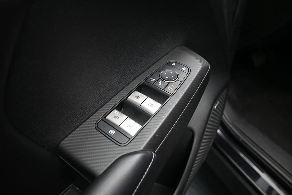 Used 2025 Mitsubishi Outlander SE AWD/4WD image 11