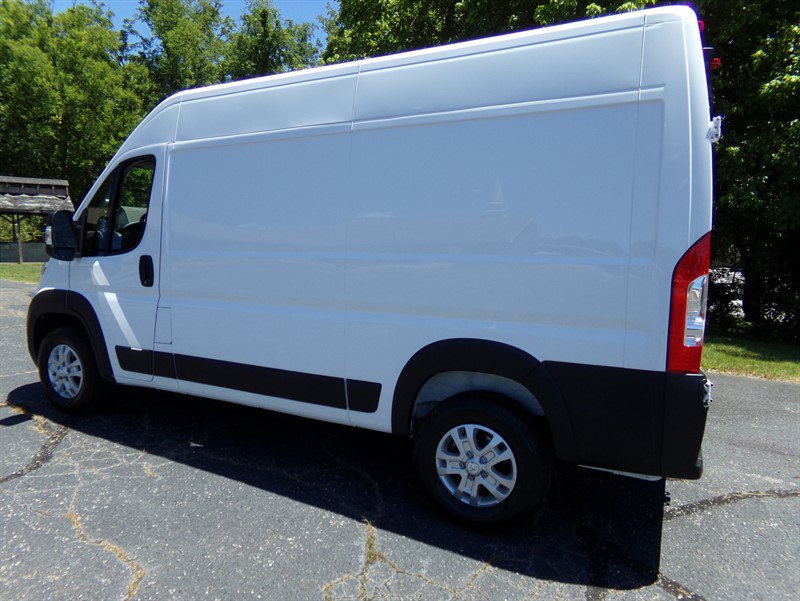 Used 2024 RAM ProMaster 3500 w/ Quick Order Package 22G SLT FWD image 9