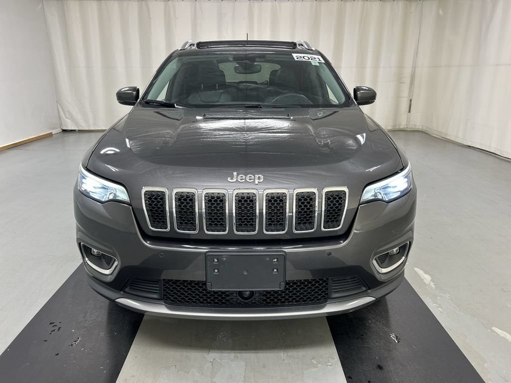 Used 2021 Jeep Cherokee Limited AWD/4WD image 3