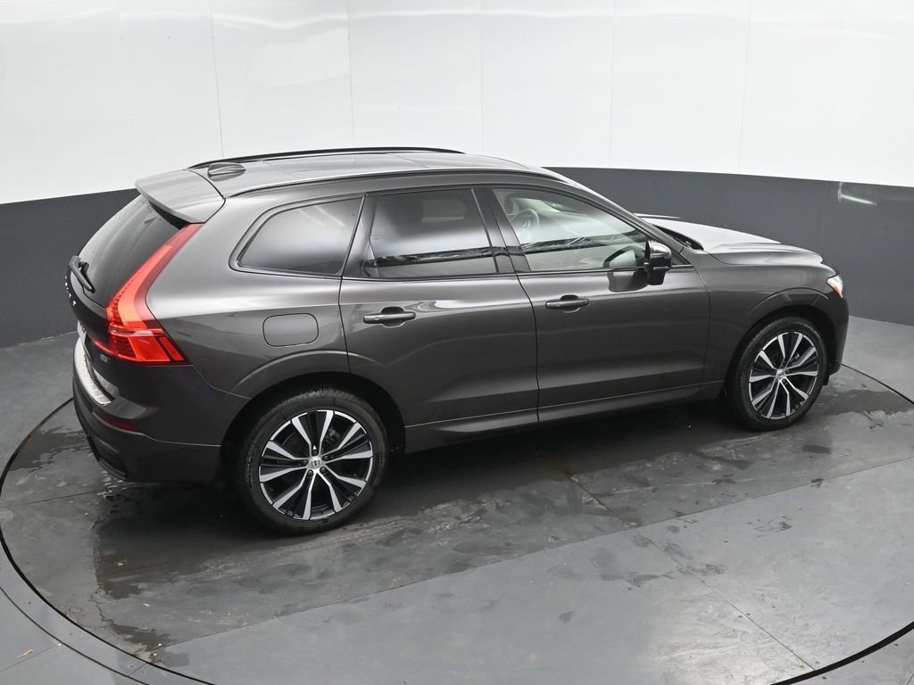 Certified 2023 Volvo XC60 B5 Plus w/ Climate Package AWD/4WD image 38
