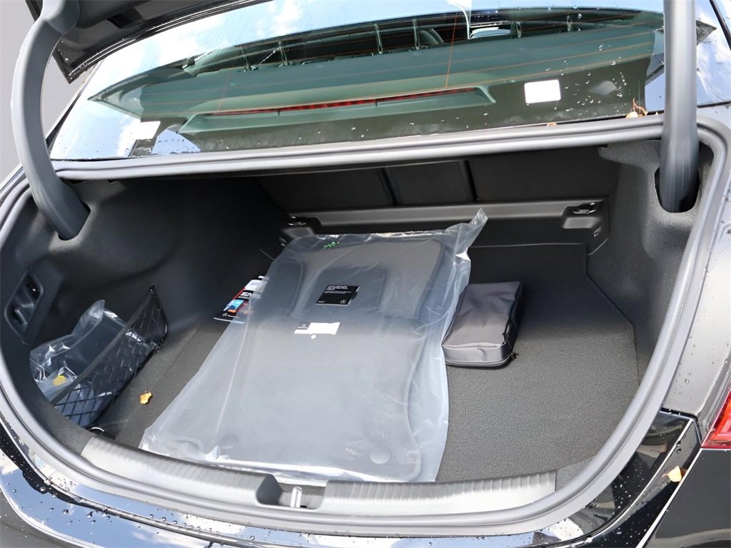 Certified 2025 Mercedes-Benz C 300 4MATIC Sedan image 17
