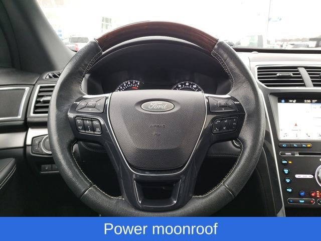 Used 2018 Ford Explorer Platinum image 14