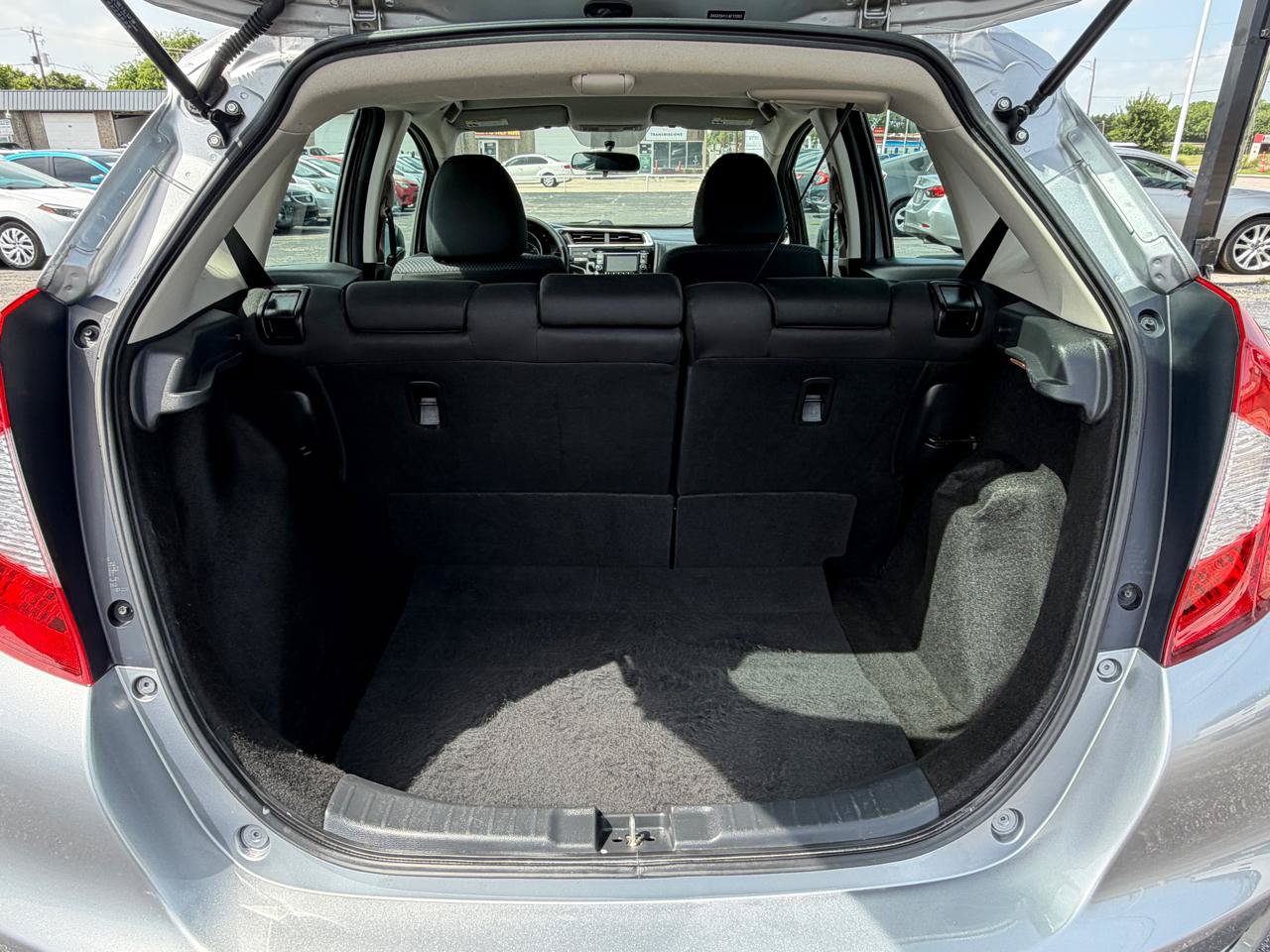 Used 2020 Honda Fit LX image 17