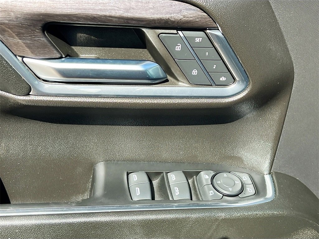 Used 2024 Chevrolet Silverado 1500 LTZ image 18