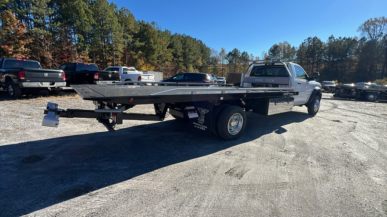 New 2025 RAM 5500 4x4 Regular Cab image 8