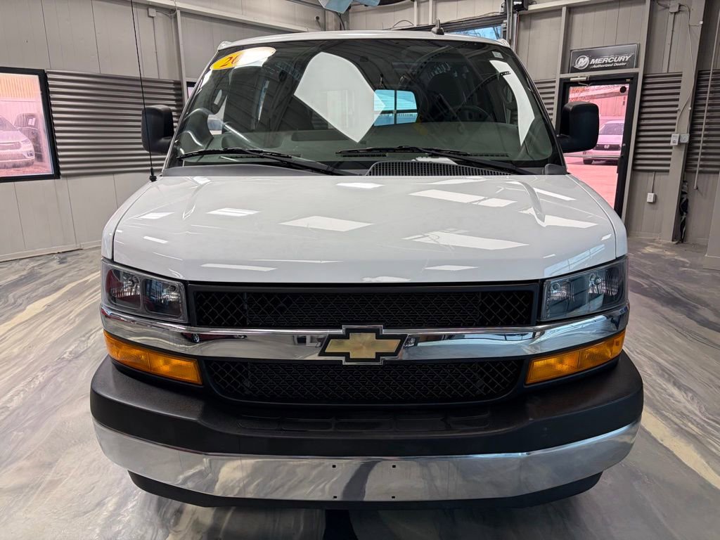 Used 2022 Chevrolet Express 2500 w/ Driver Convenience Package image 27