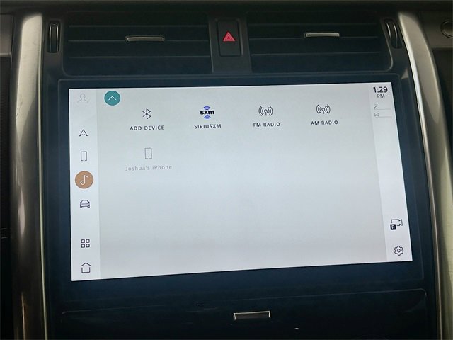 Used 2024 Land Rover Discovery Dynamic SE image 15