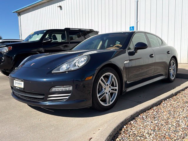 Used 2012 Porsche Panamera 4 w/ Premium Pkg Plus AWD/4WD image 2