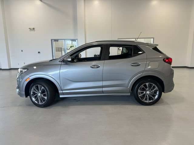 Used 2023 Buick Encore GX Select w/ Sport Touring Package AWD/4WD image 8