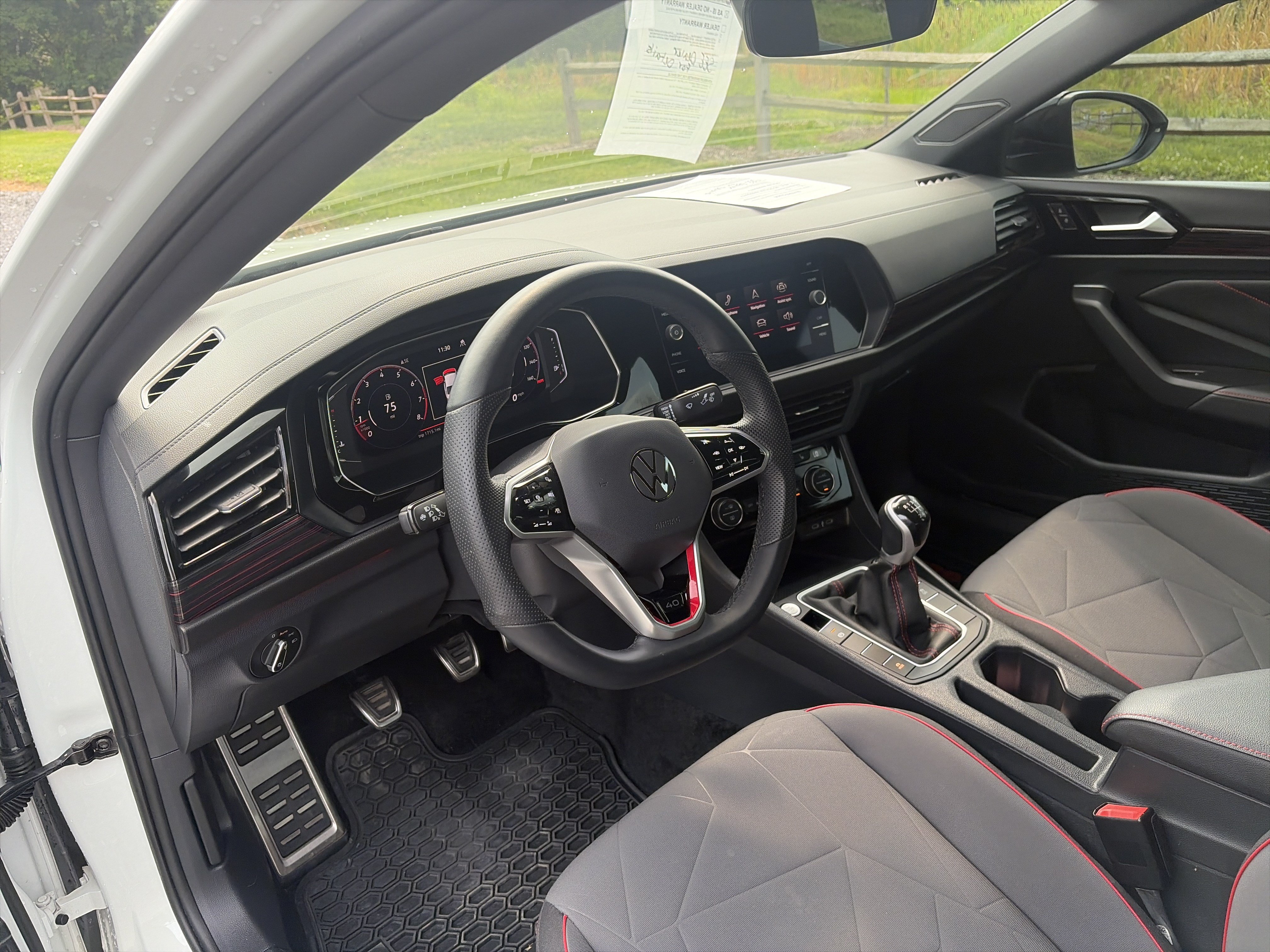 Used 2024 Volkswagen Jetta GLI 40th Anniversary Edition FWD image 18