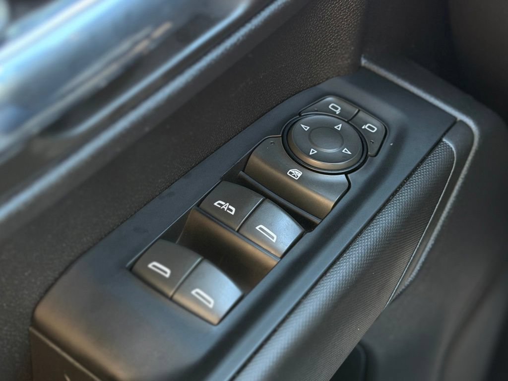 Used 2023 Chevrolet Silverado 1500 Custom AWD/4WD image 20