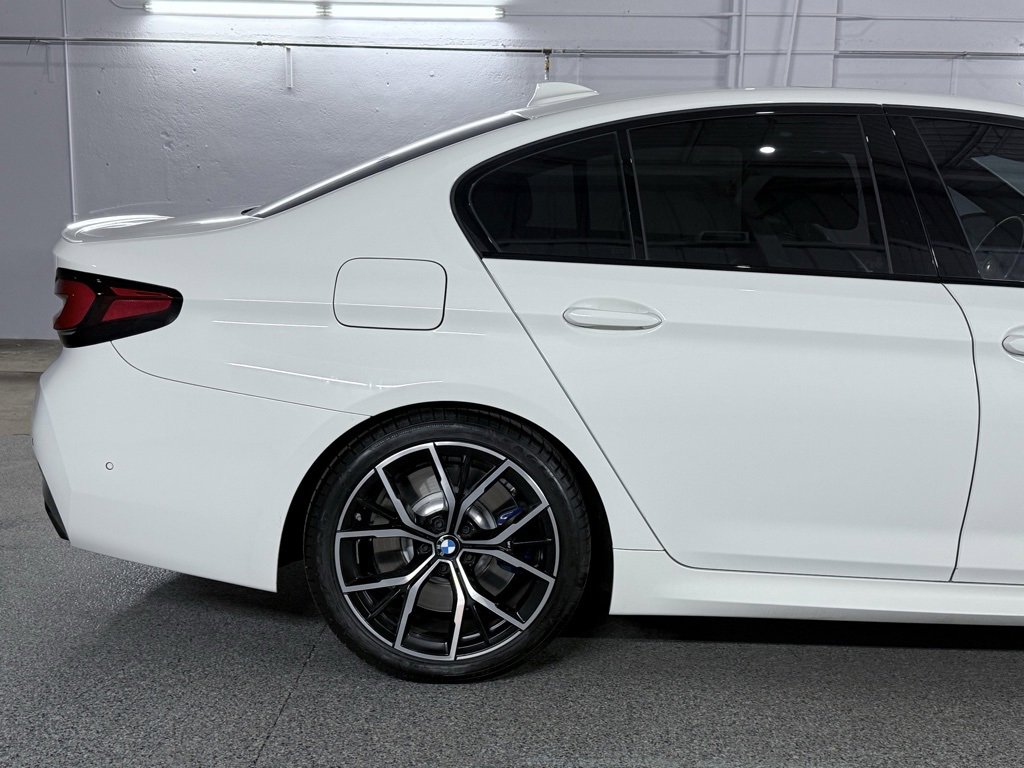 Used 2021 BMW M550i xDrive w/ Premium Package image 8