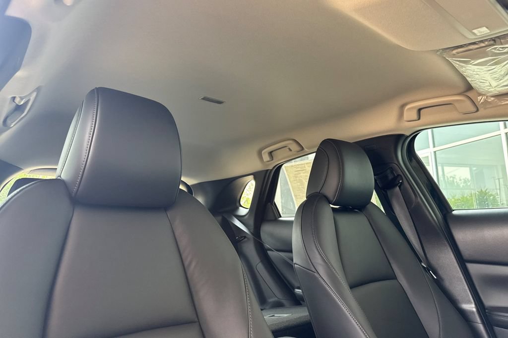 New 2026 MAZDA CX-30 AWD 2.5 S w/ Select Sport Pkg image 17