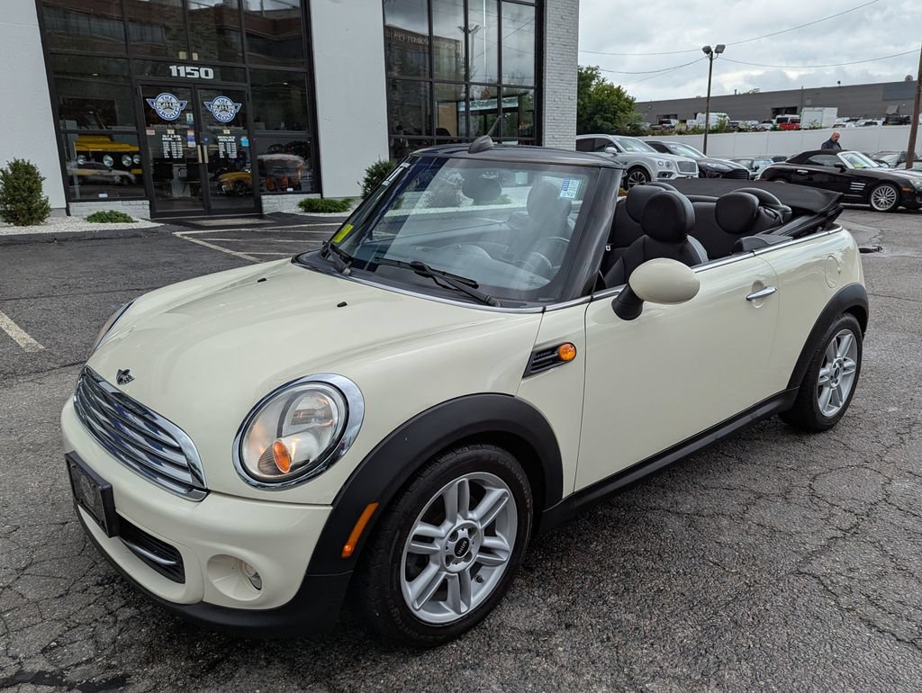 Used 2011 MINI Cooper Convertible FWD image 33