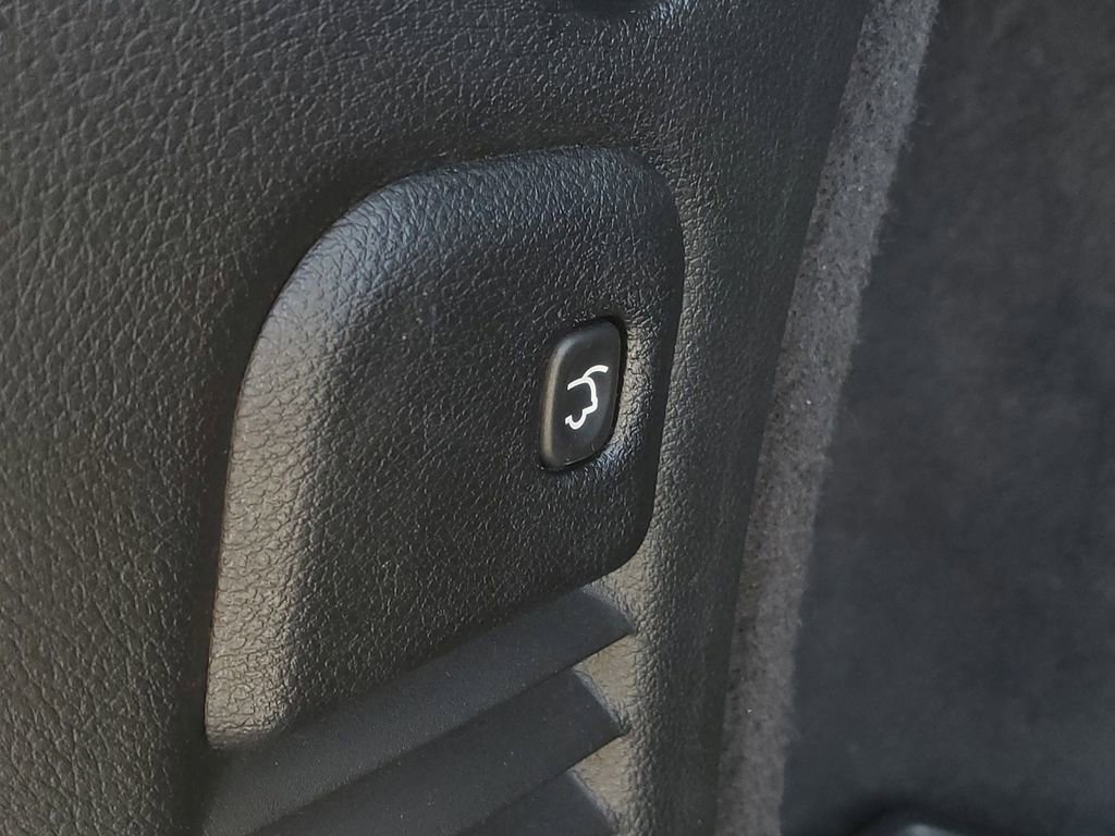 Used 2021 Dodge Durango R/T w/ Tow 'N Go Package image 33