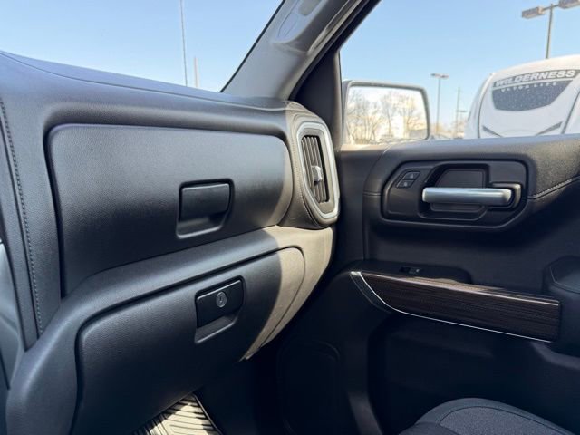Used 2019 Chevrolet Silverado 1500 LT w/ Texas Edition image 55