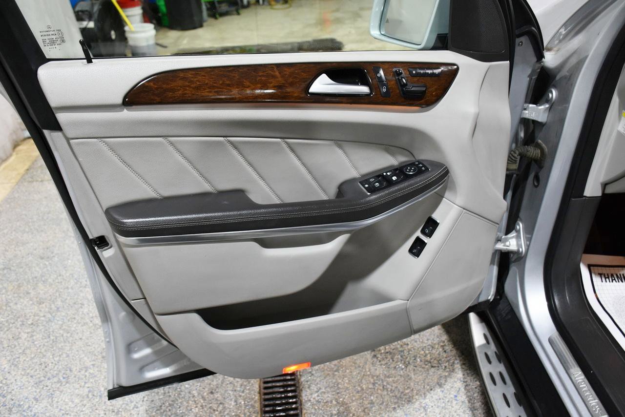 Used 2013 Mercedes-Benz GL 450 4MATIC w/ Premium 1 Pkg image 30